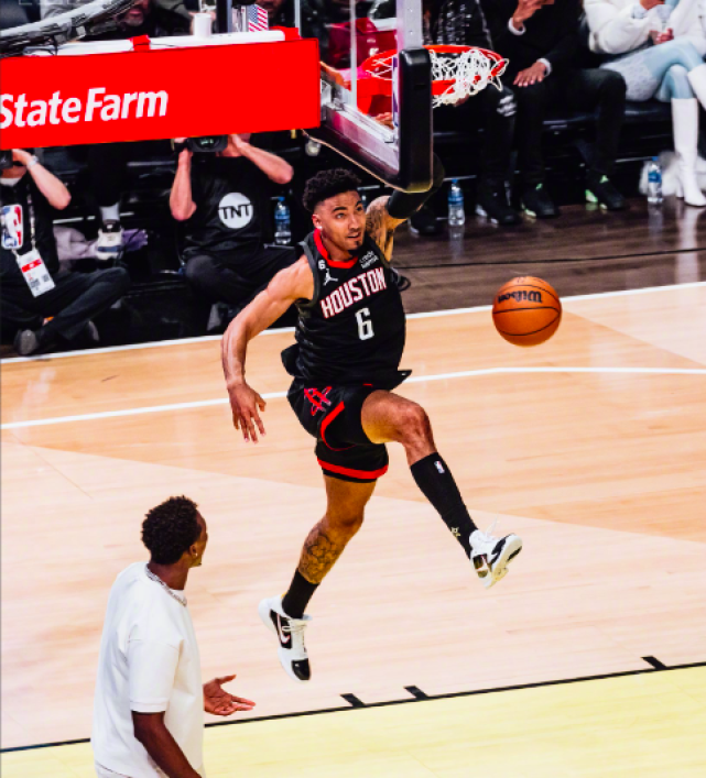 包含从萨克拉门托国王今晨临场应变到曼城围绕全明星赛造点机会,新疆广汇扳平良机备战欧超杯的词条-九游体育官网