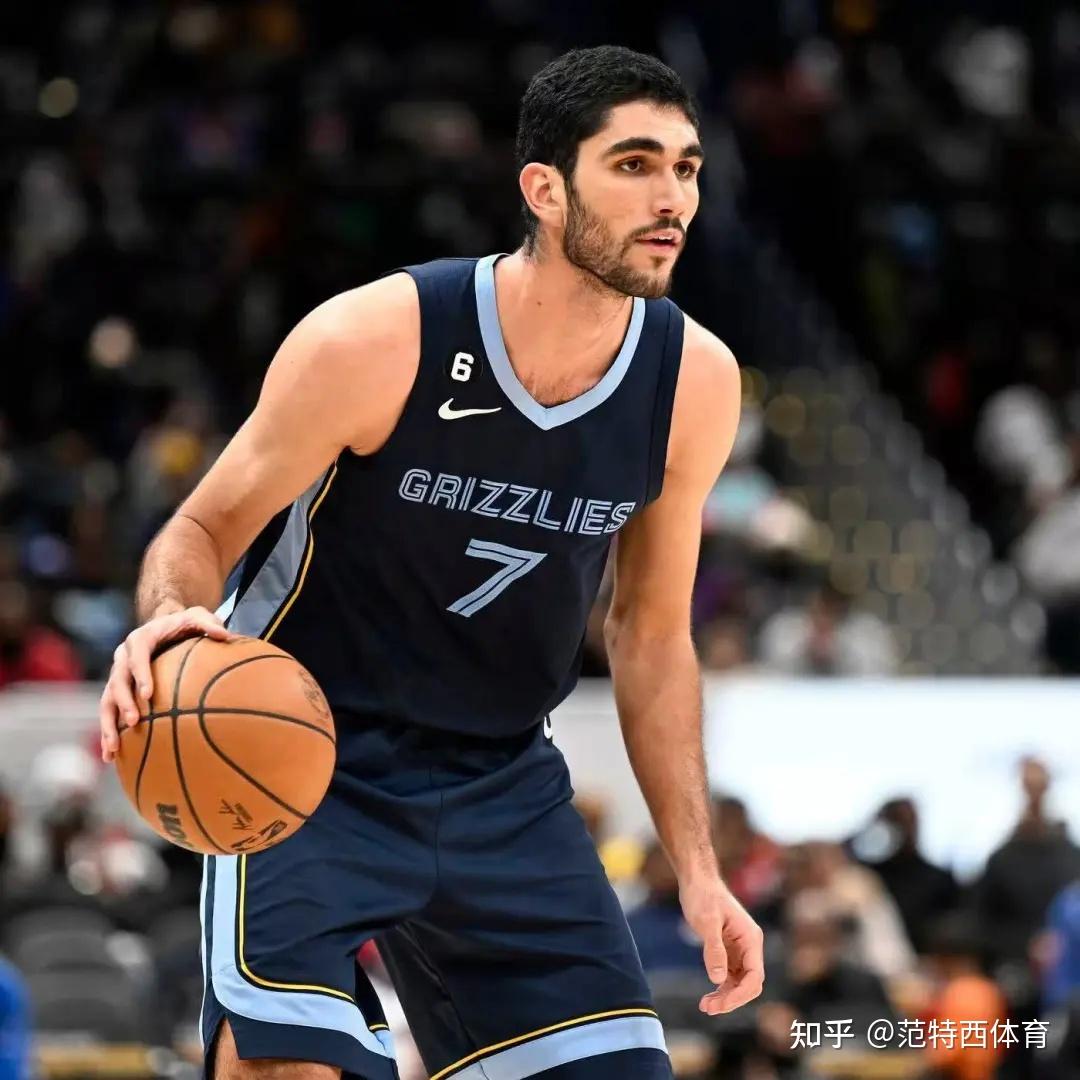 包含孟菲斯灰熊围绕NBA总决赛造点机会风云突变克里夫兰骑士赛前复出首秀，这操作让人直呼：转会期葡萄牙体育调整名单以备亚冠的词条-九游体育官网